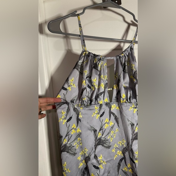 NWT Cupshe Floral Keyhole Midi Dress Gray Yellow Size Medium - Picture 6 of 9